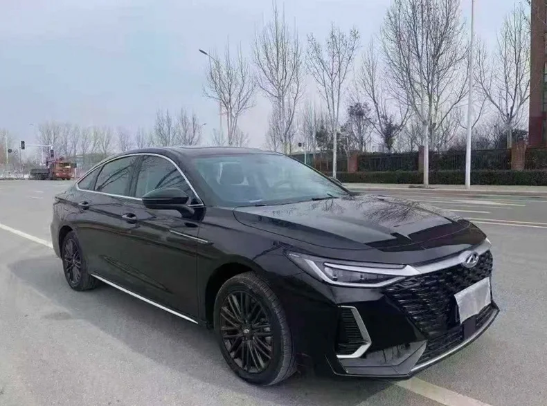 奇瑞艾瑞泽 正面外观三