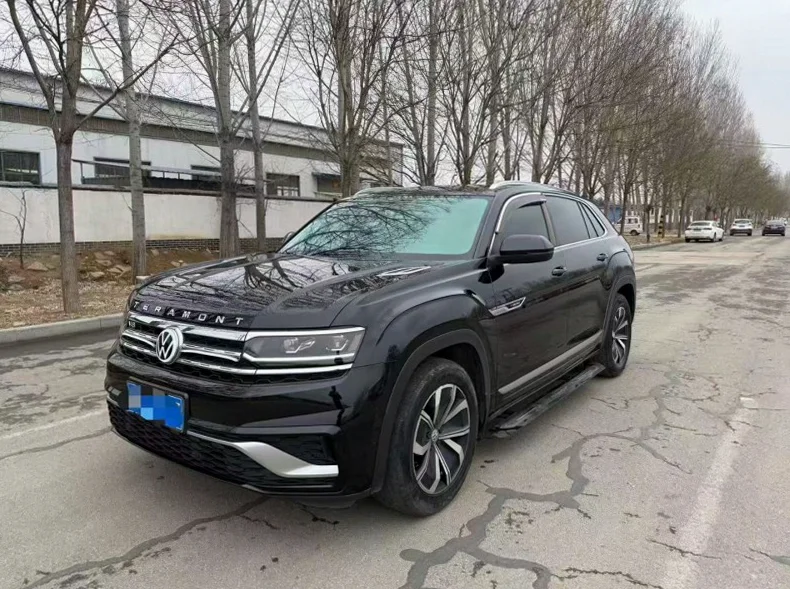 大众途昂 正面外观二