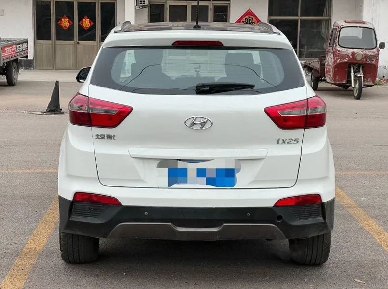 现代ix25 驾驶室