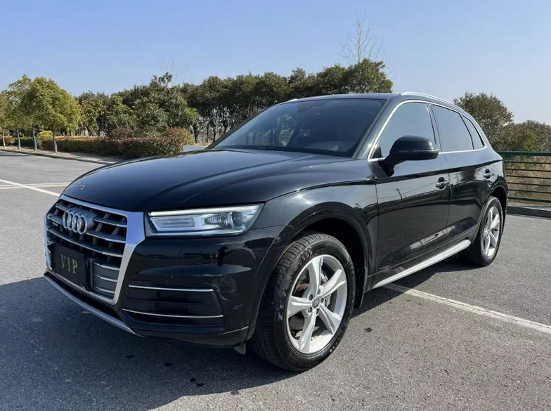 奥迪Q5 正面外观二