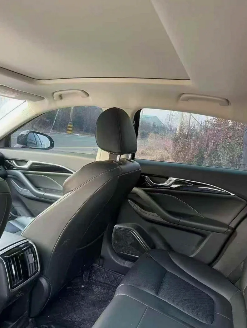 奔腾B70 后面外观三