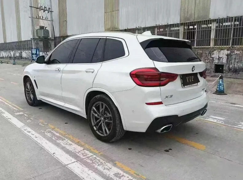 宝马X3 内饰后排