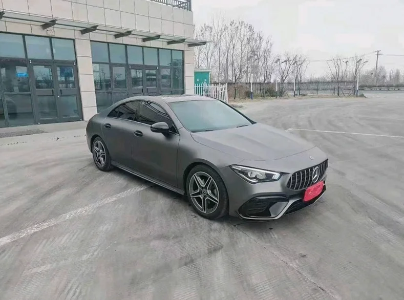 奔驰CLA 正面外观二