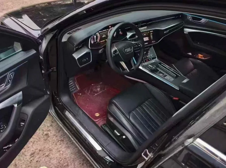 奥迪A6L 后面外观一