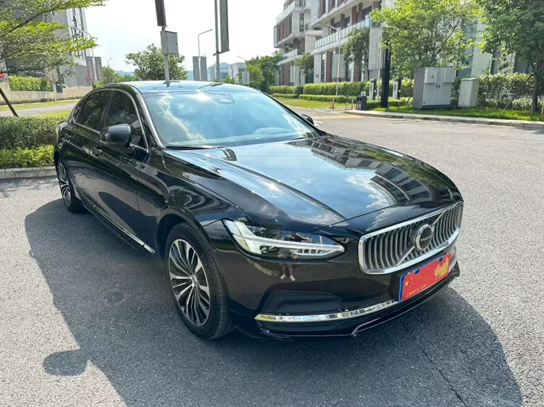 沃尔沃S90 内饰后排