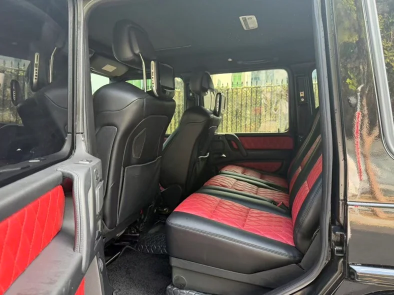 奔驰G 后面外观二