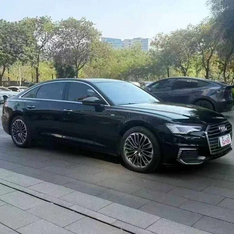 奥迪A6L 正面外观二