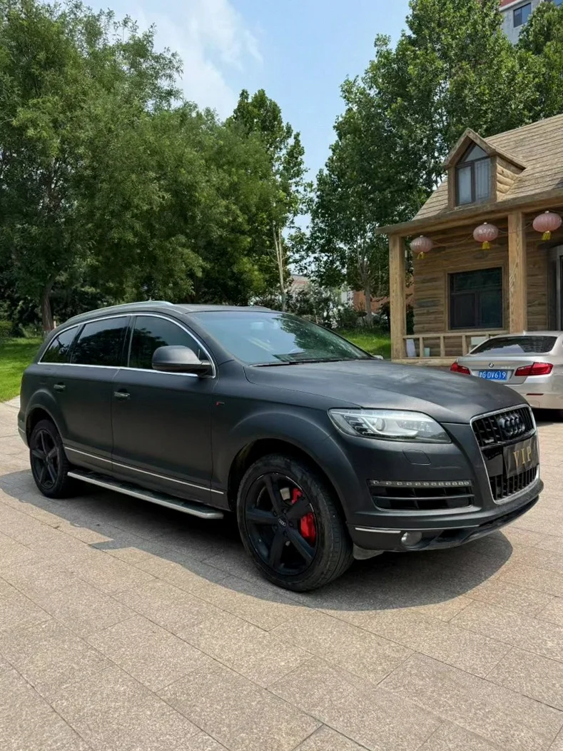 奥迪Q7 正面外观三