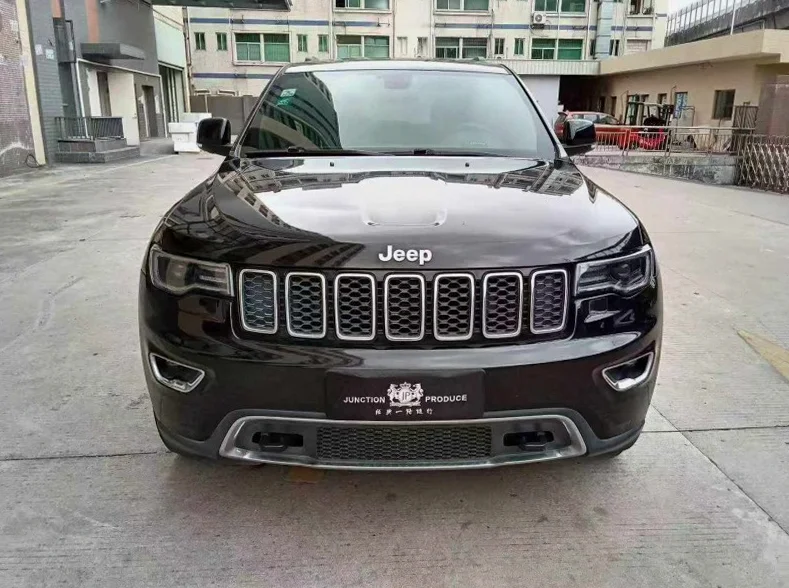 18年Jeep大切诺基3.0自吸V6四驱高配