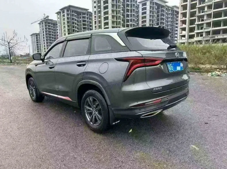 长安汽车CS75 内饰后排