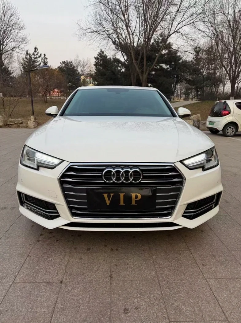 19年奥迪A4L 2.0T高配