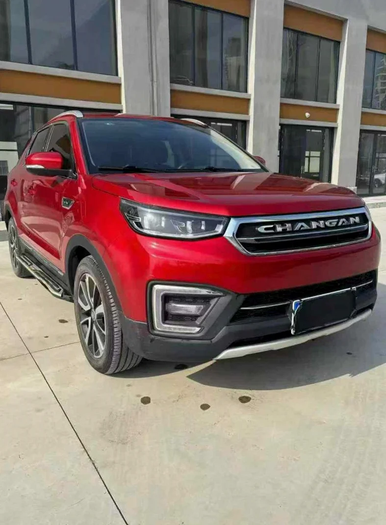 长安汽车CS55 正面外观二