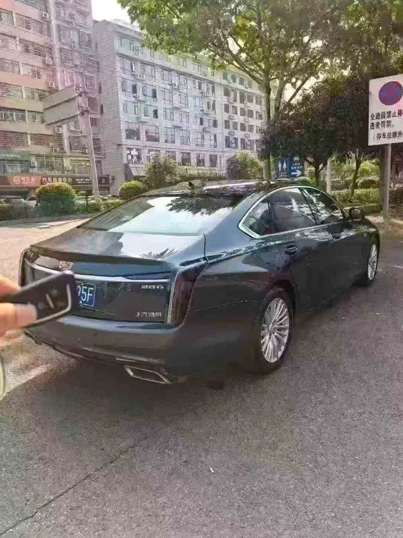 凯迪拉克CT6 内饰后排