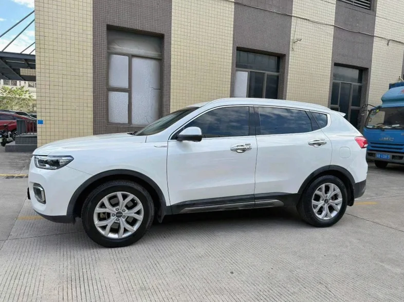 哈弗H6 正面外观二