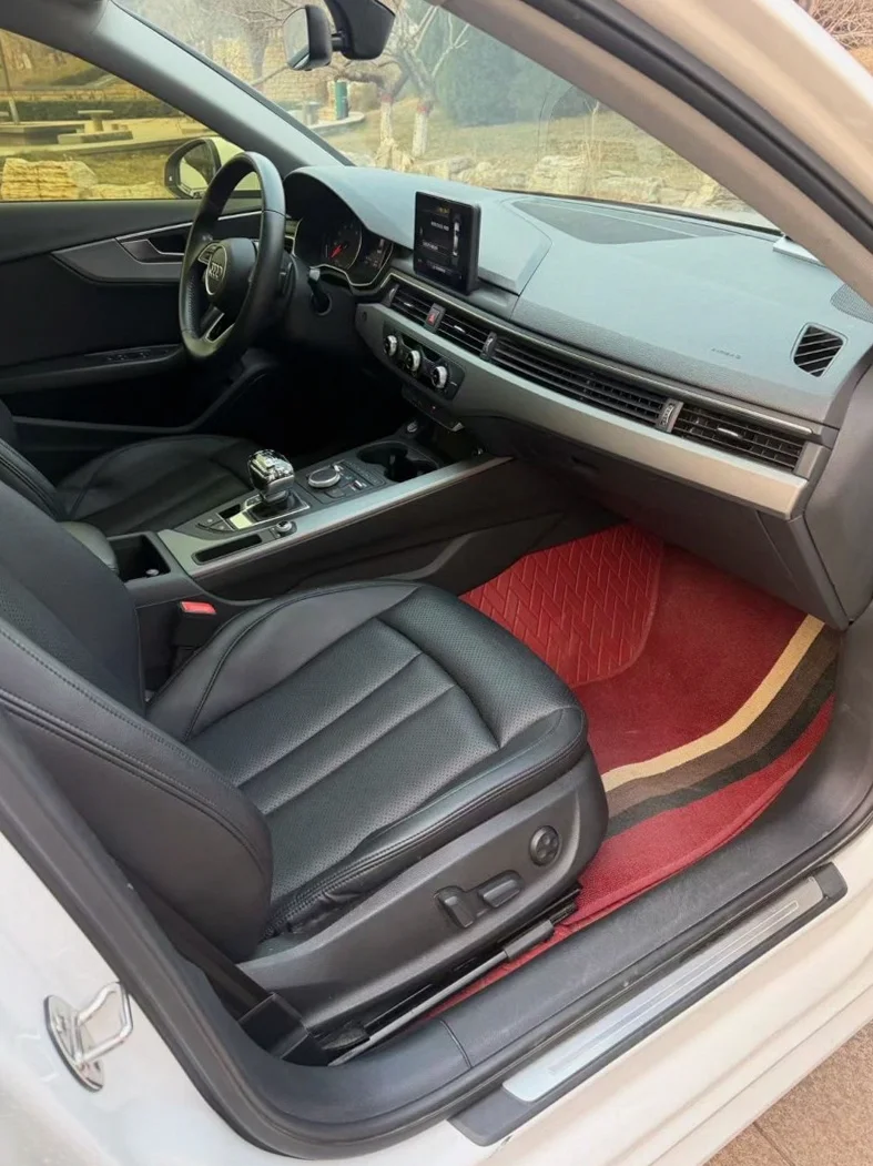 奥迪A4L 后面外观三