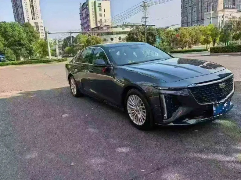 凯迪拉克CT6 正面外观二