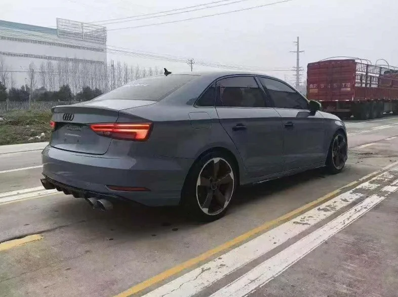 奥迪A3 内饰后排