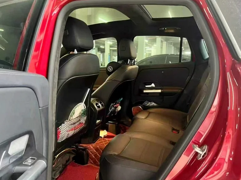 奔驰GLA 正面外观三