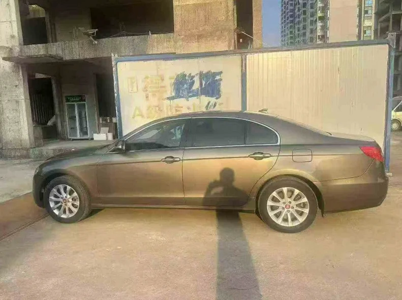 红旗H7 正面外观三