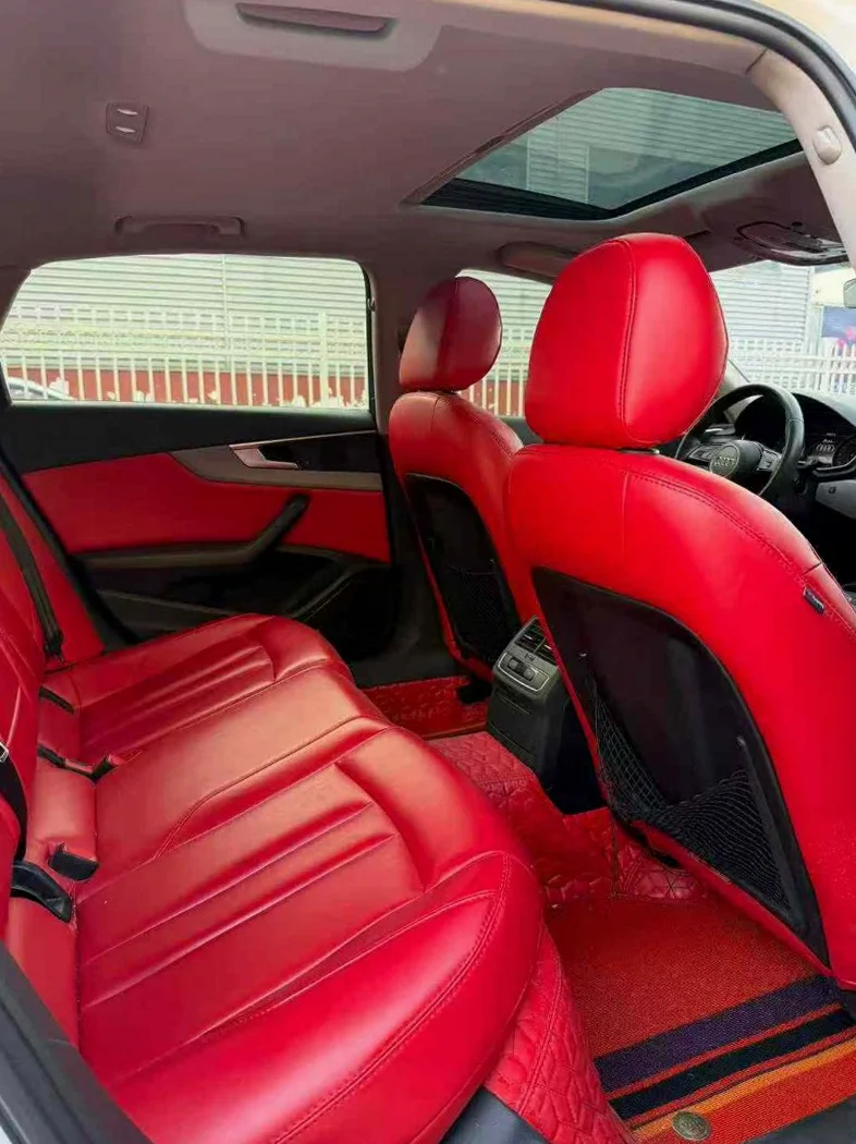 奥迪A4L 后面外观一