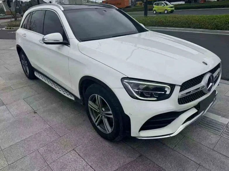 奔驰GLC 正面外观二