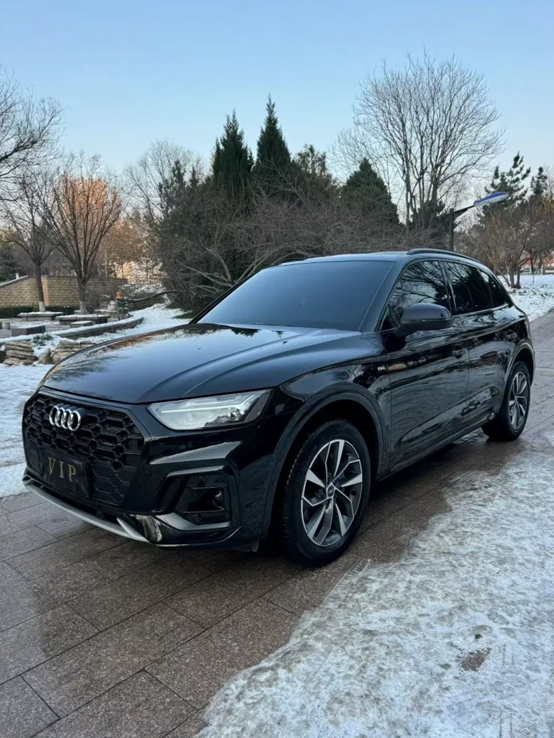 奥迪Q5 正面外观二