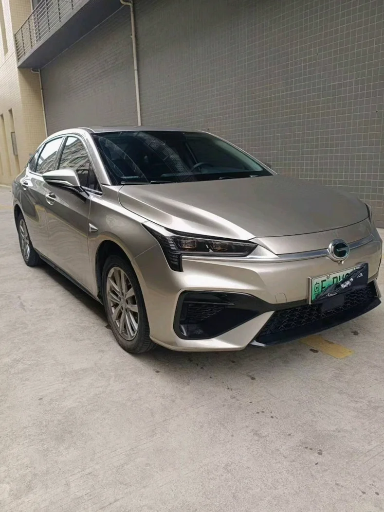 传祺埃安S580 正面外观二