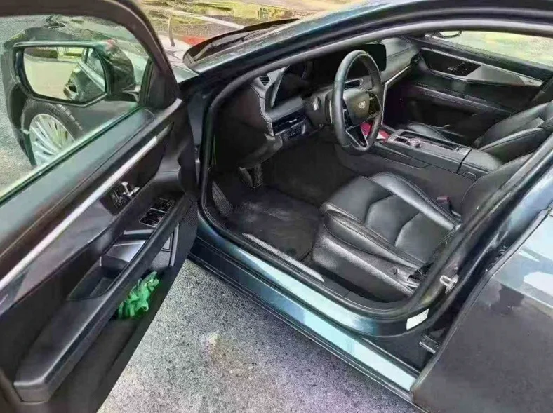 凯迪拉克CT6 后面外观三