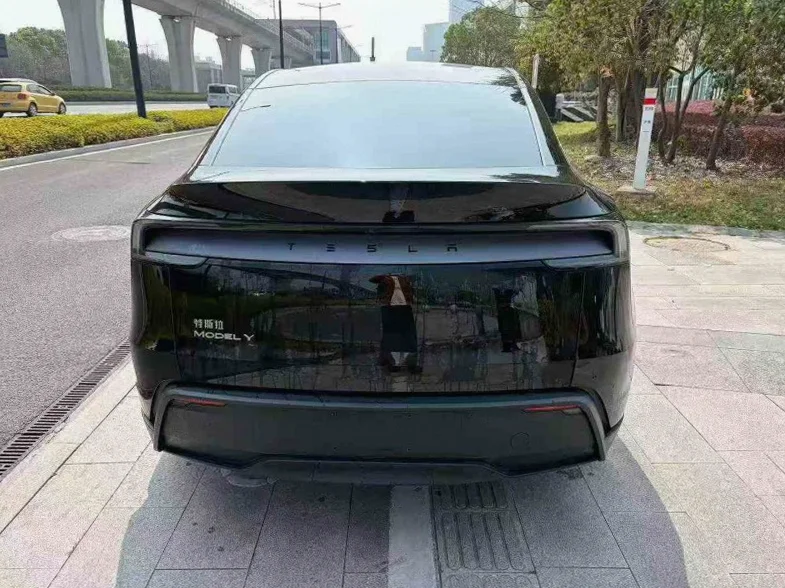 特斯拉MODEL 驾驶室