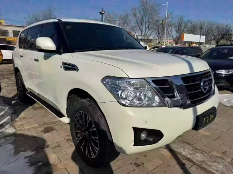 日产途乐 正面外观三