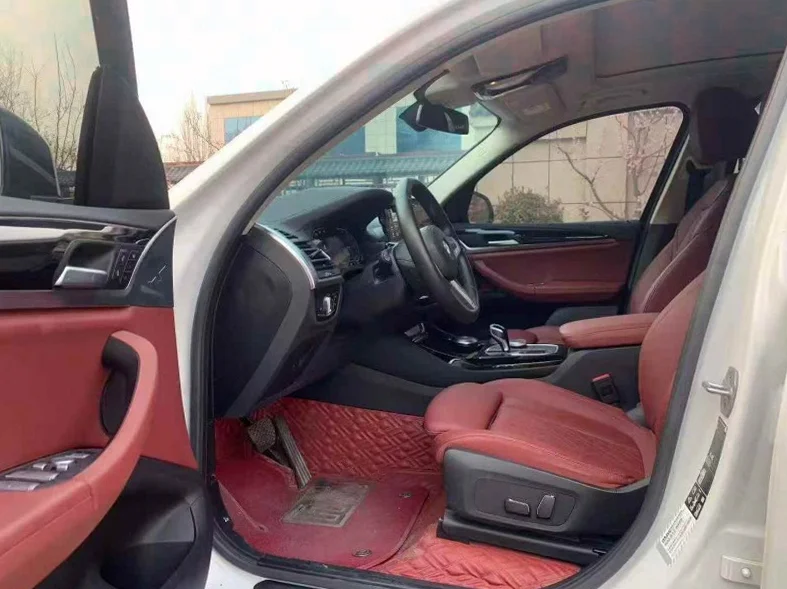 宝马X3 后面外观二