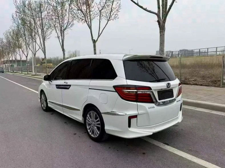 本田艾力绅 内饰后排