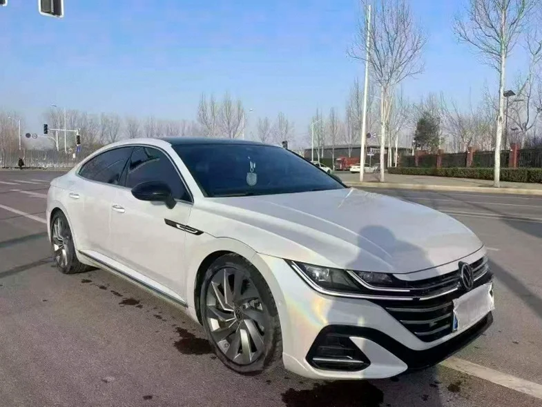 大众CC 正面外观二