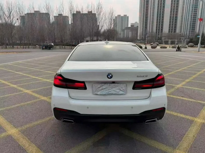 宝马5系 驾驶室