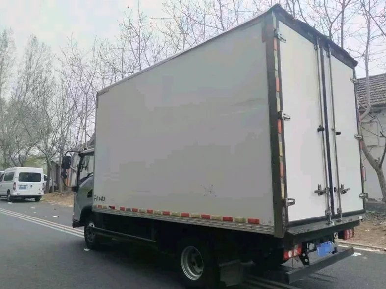 陕汽德龙 内饰前排