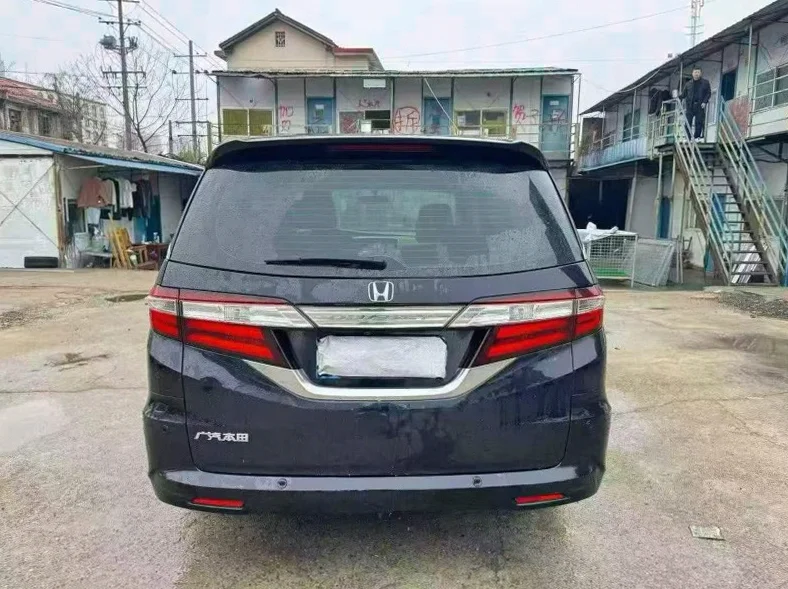 本田奥德赛 内饰前排