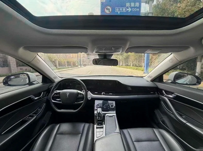 奔腾B70 后面外观二