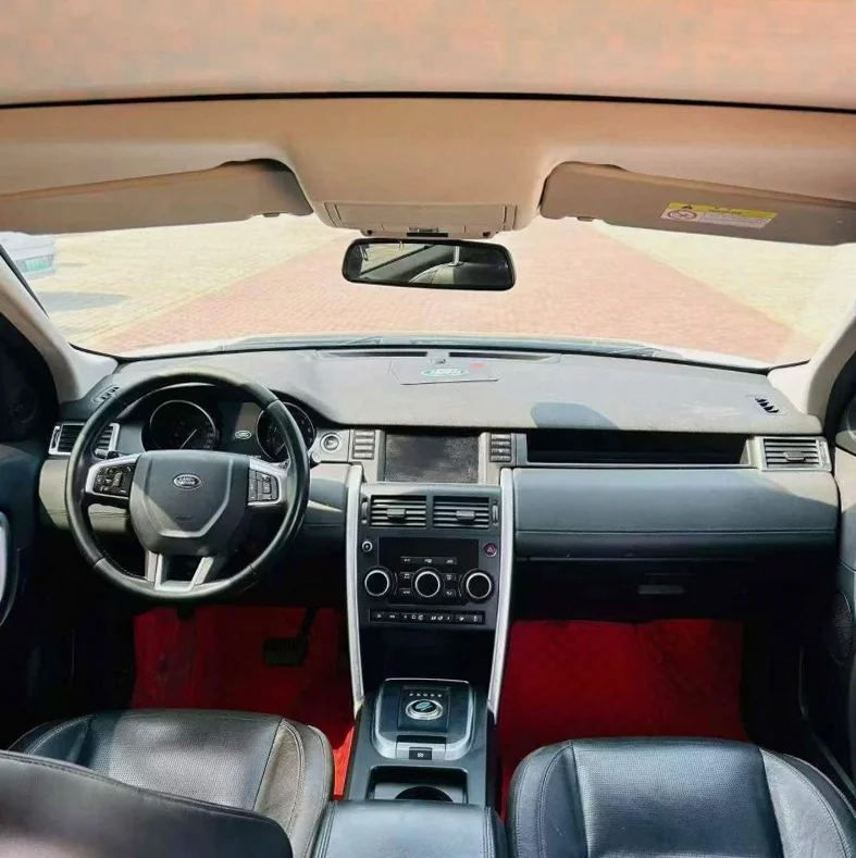 路虎发现神行 后面外观一