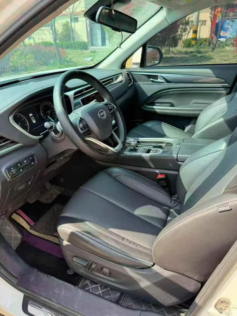 传祺GS5 后面外观一