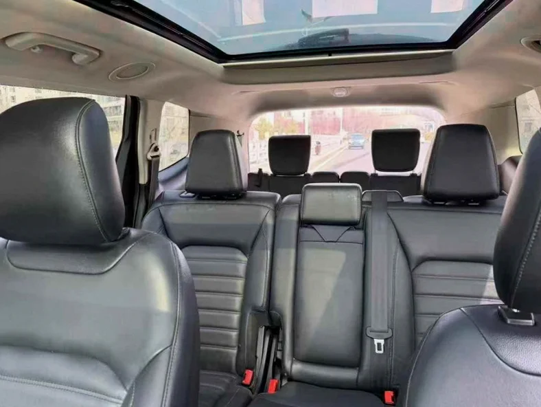 福特锐界 正面外观三