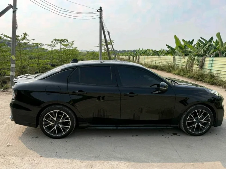 领克03 后面外观二