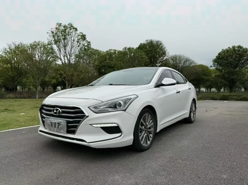 现代名图 正面外观二