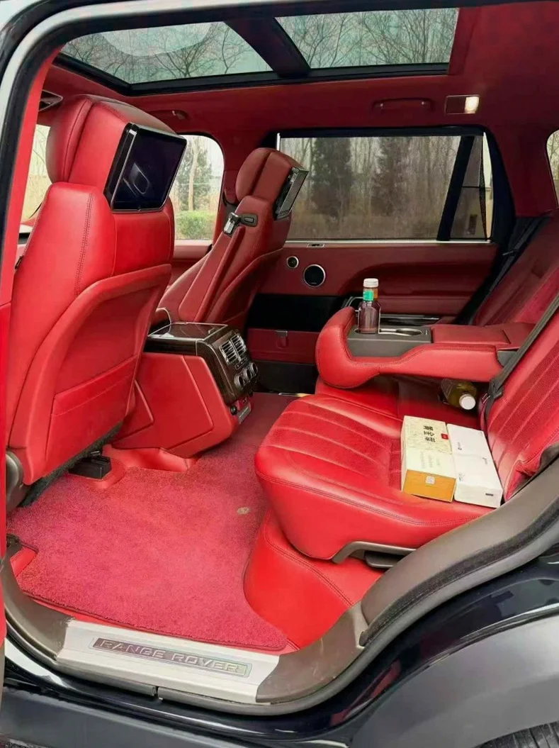 路虎揽胜 后面外观二