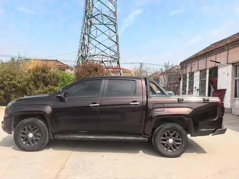 江铃域虎 正面外观三