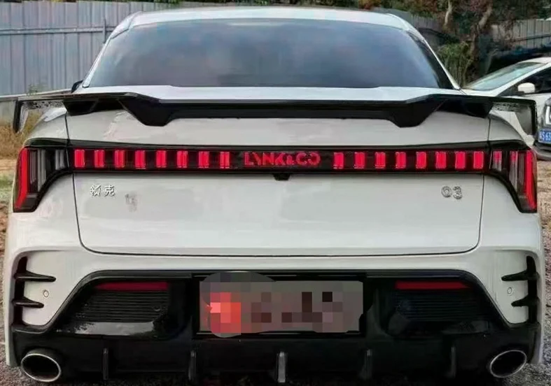 领克03 后面外观三