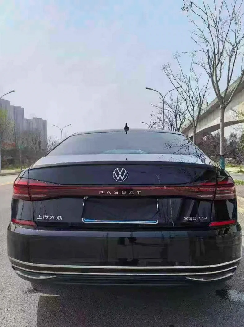 大众帕萨特 驾驶室