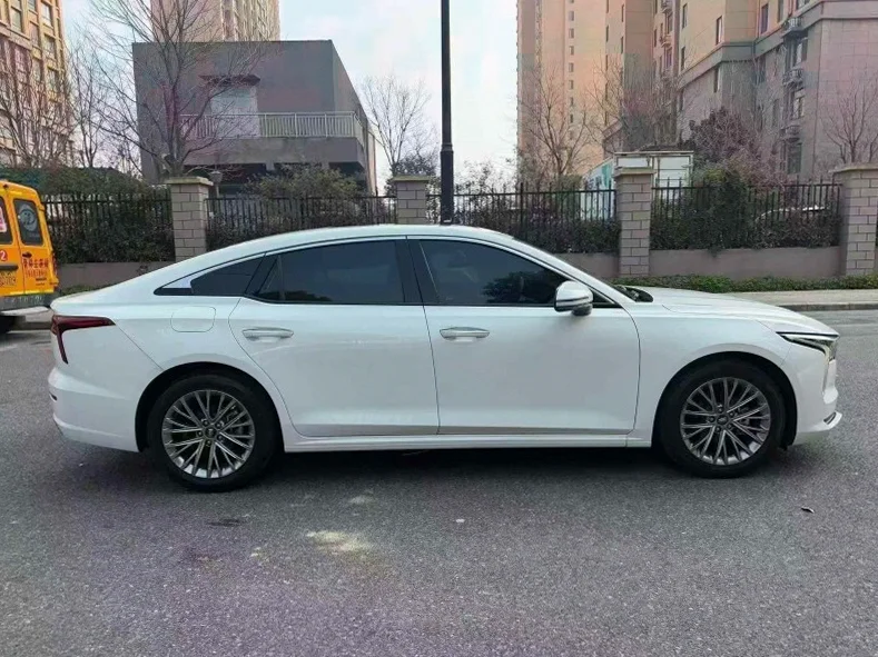 奔腾B70 正面外观三