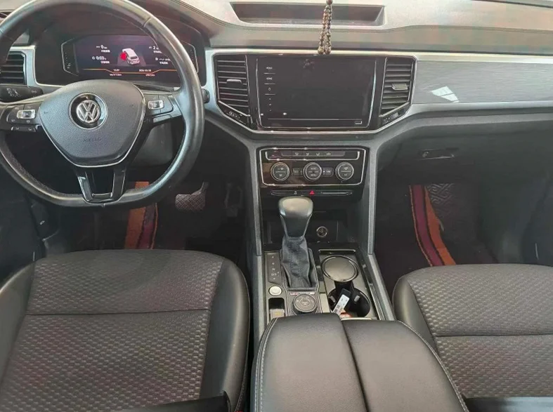 大众途昂 后面外观一