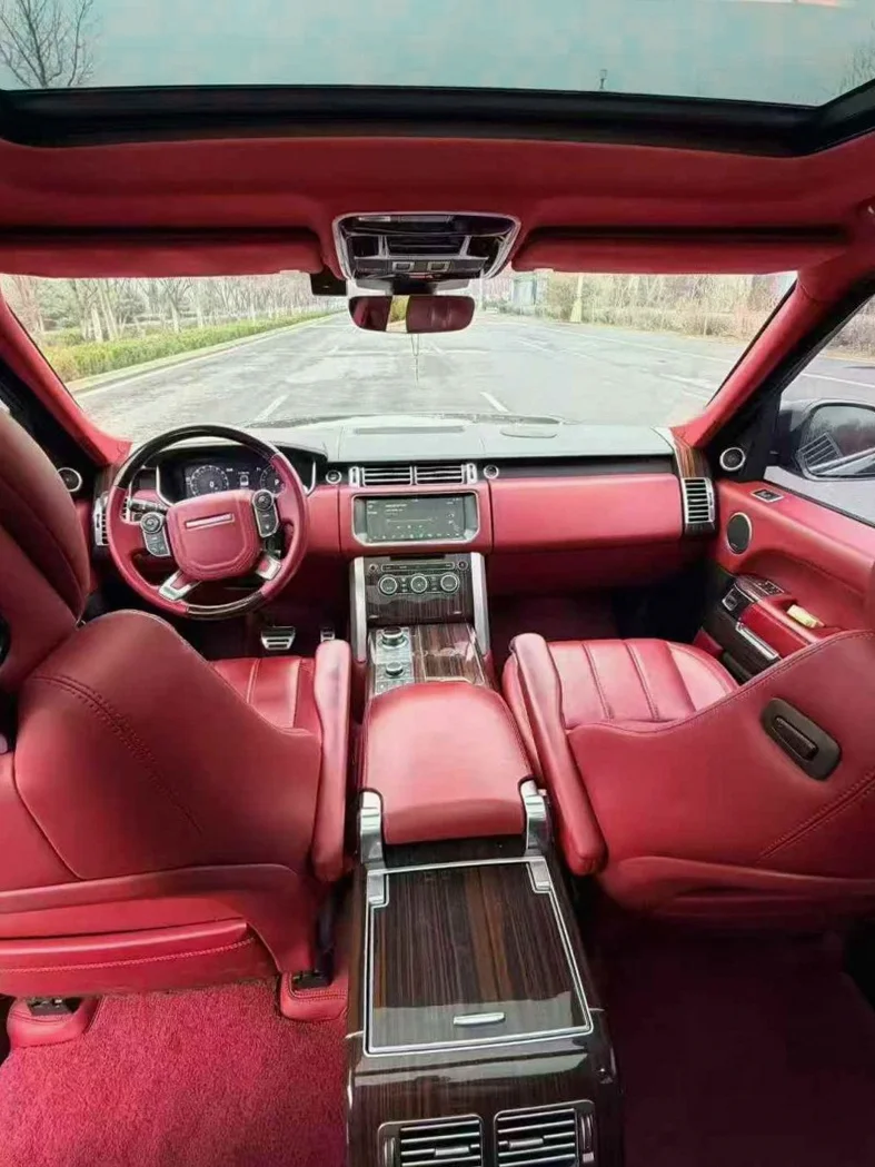 路虎揽胜 后面外观三