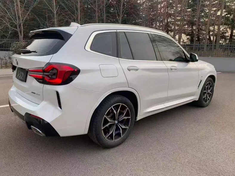 宝马X3 内饰后排